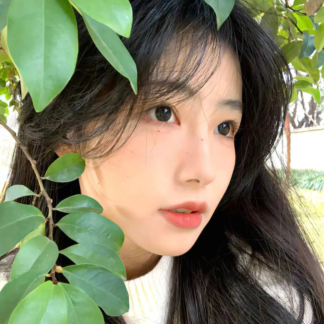 萘娅